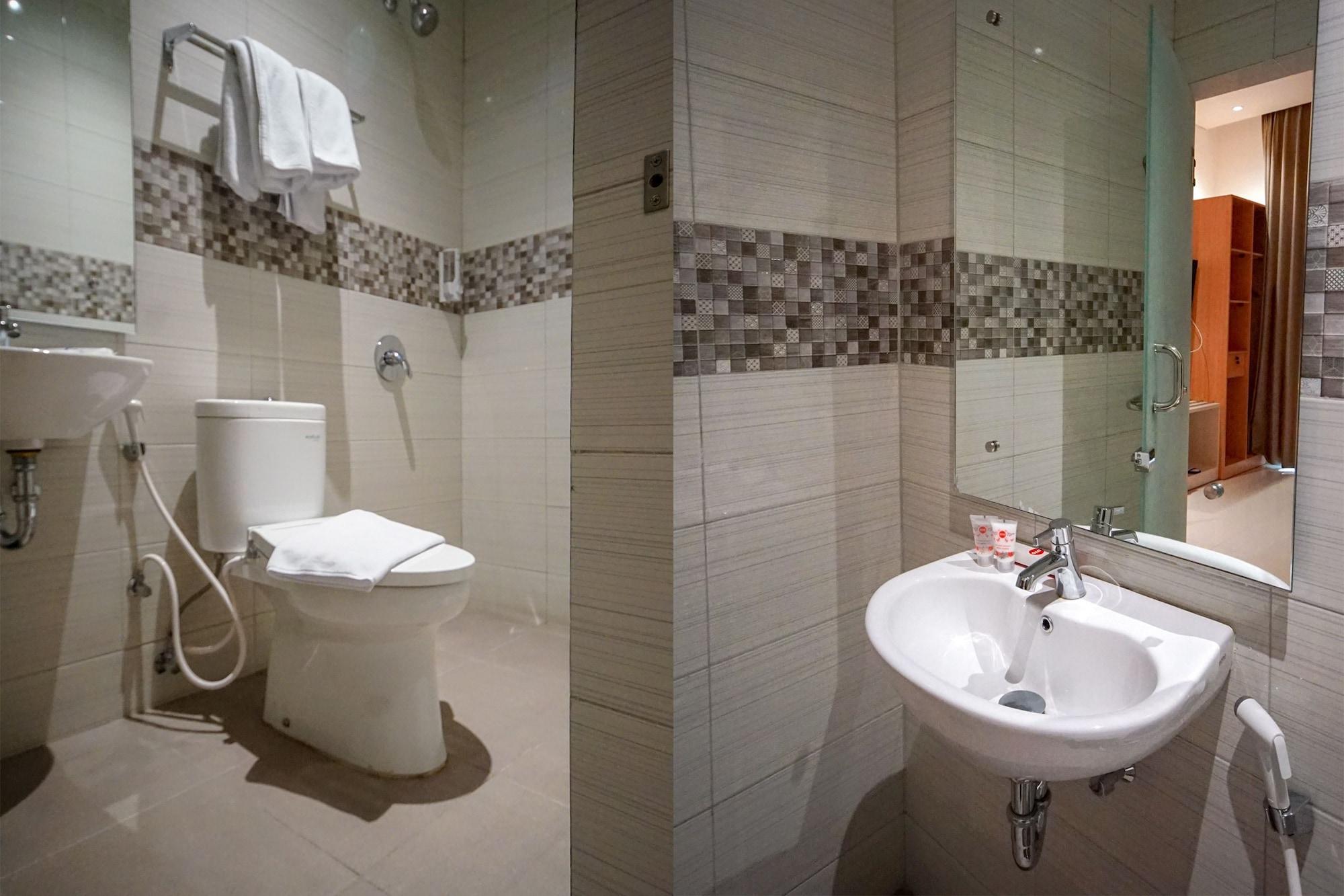Oyo 344 Kr Hotel Palembang Eksteriør billede