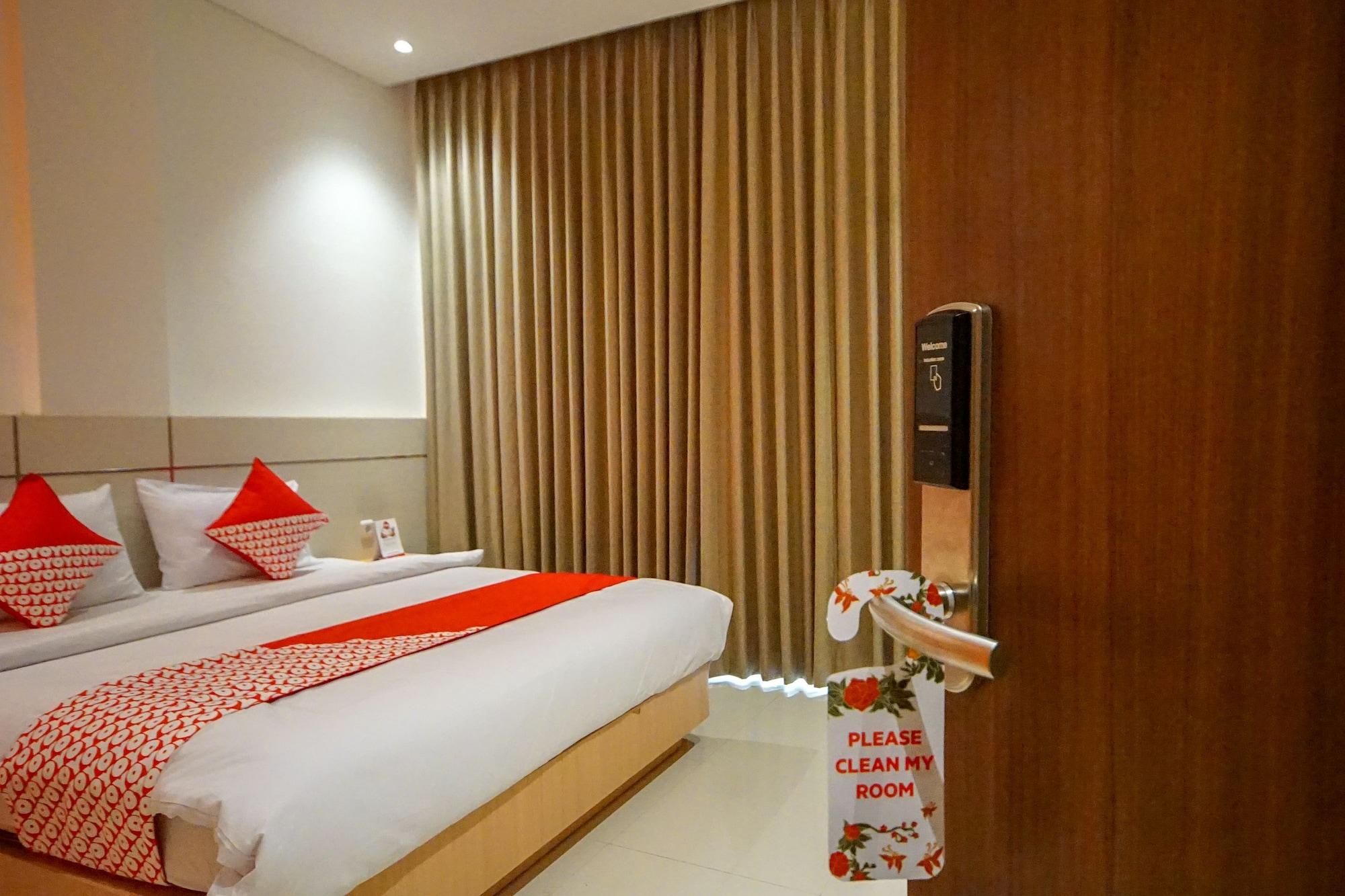 Oyo 344 Kr Hotel Palembang Eksteriør billede