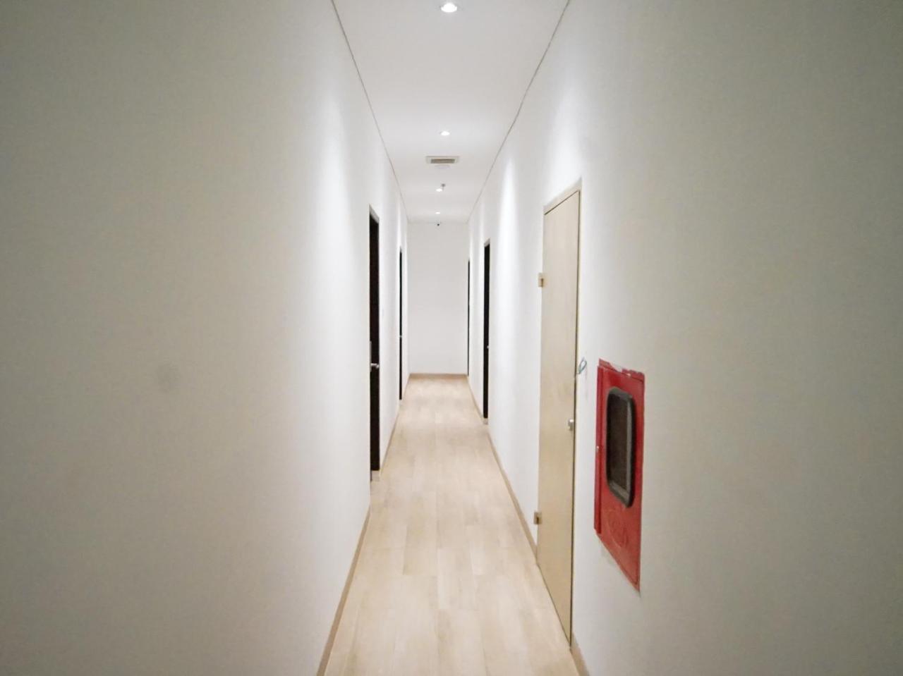 Oyo 344 Kr Hotel Palembang Eksteriør billede
